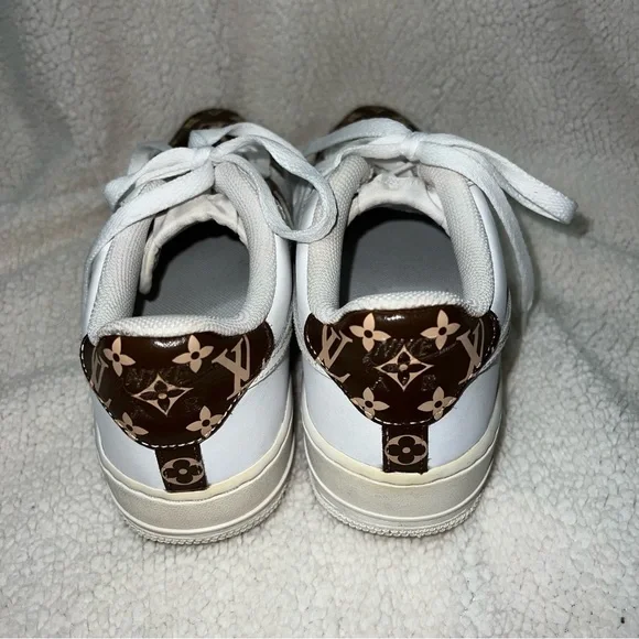 Nike Airforce Ones x Louis Vuitton size Eur 39, 6.5Y - Picture 5 of 11